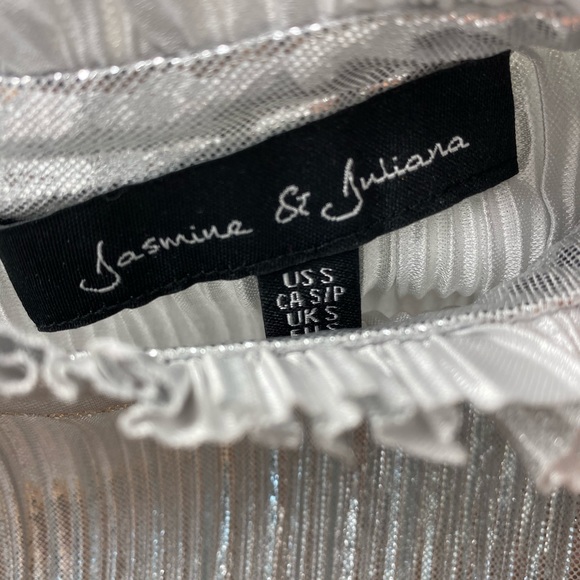 Jasmine and Juliana top - Picture 3 of 3